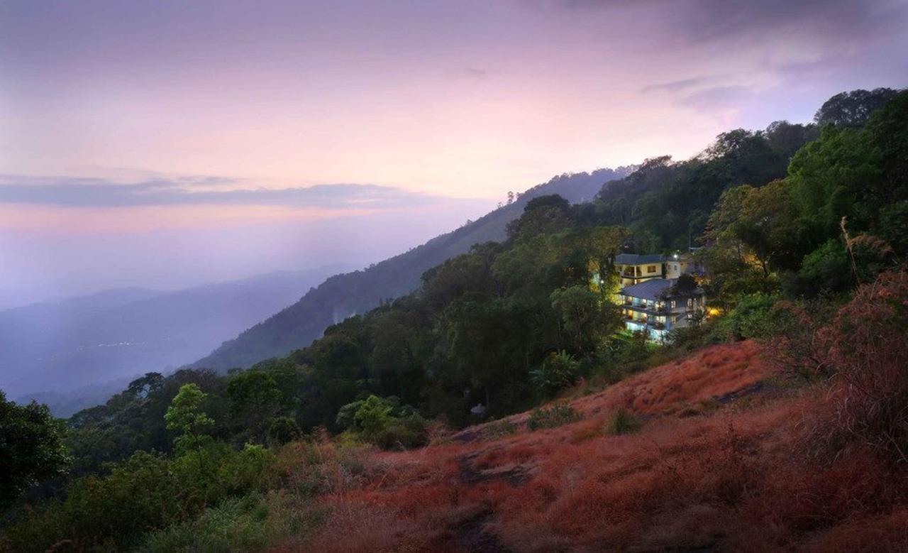 Eagle Mountain Munnar Panzió Kültér fotó